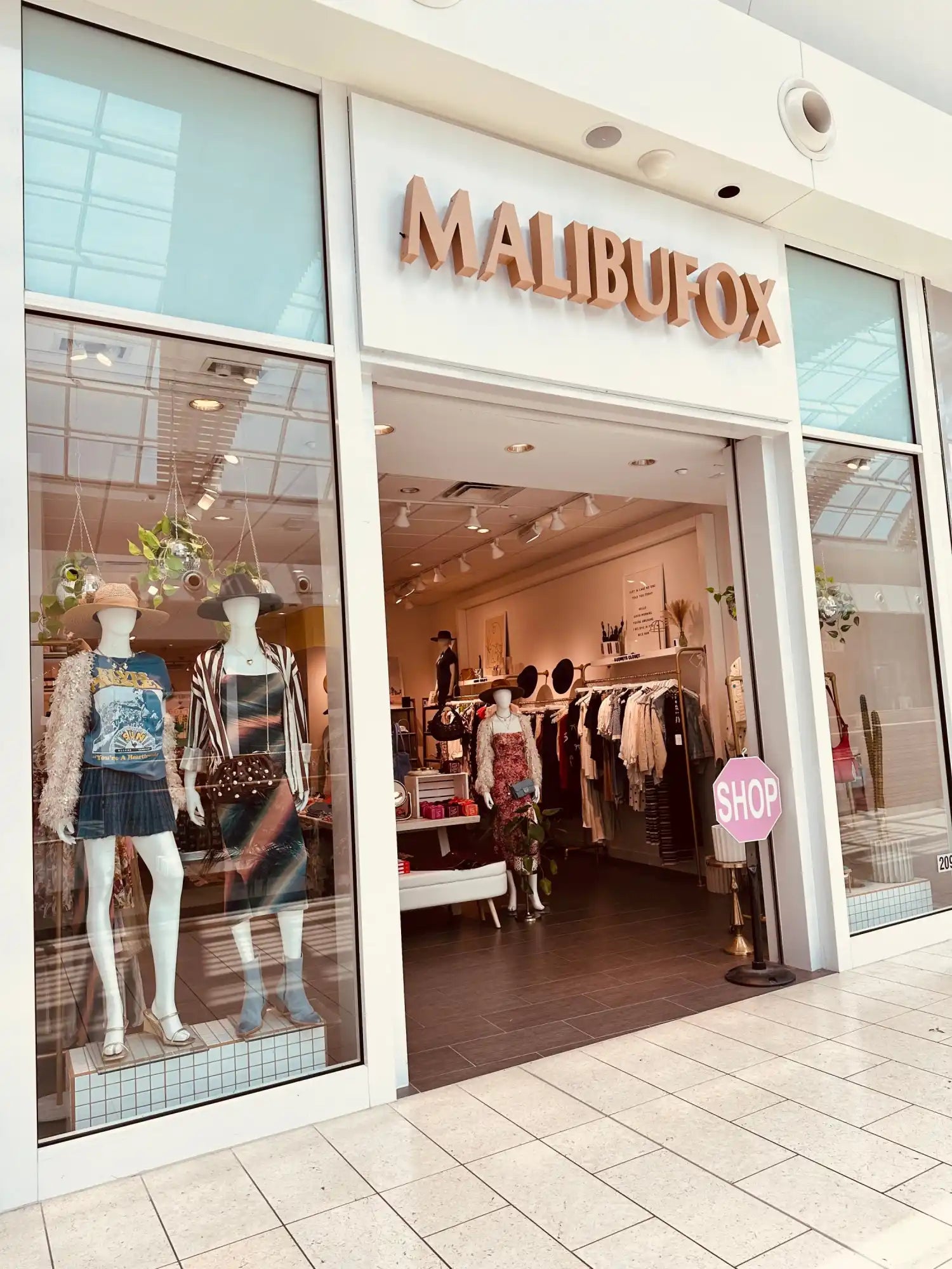 A storefront for a women’s clothing boutique.