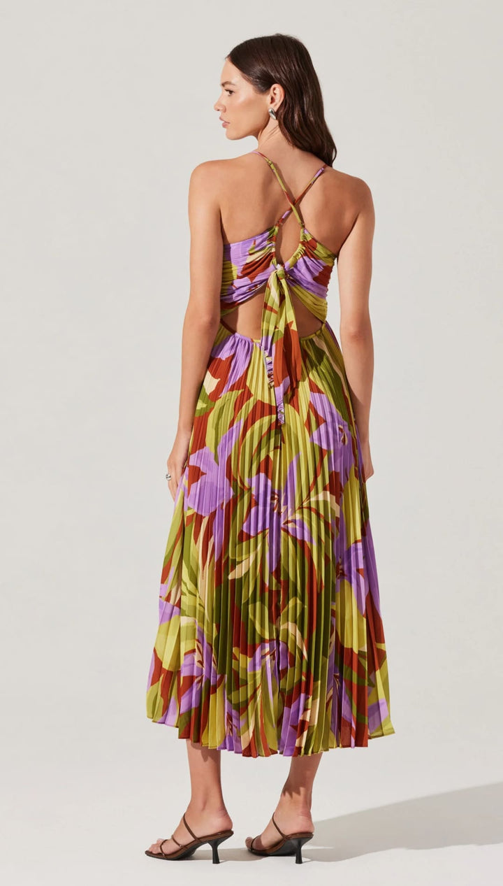 Floral print pleated midi dress.