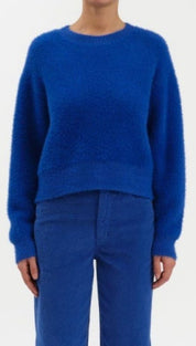 Royal blue cashmere sweater with a relaxed fit and round neckline.