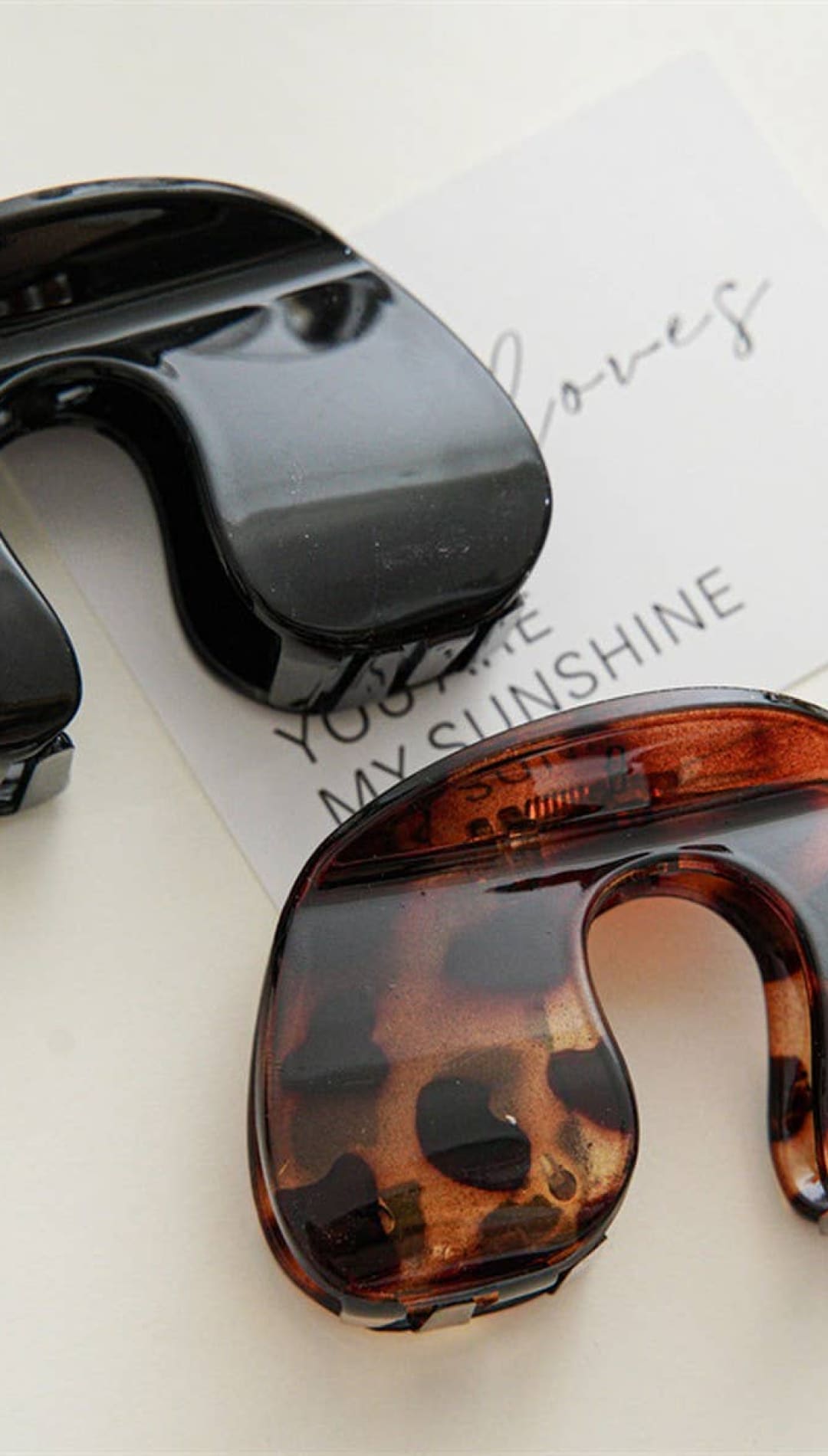 Tortoiseshell acrylic mouthguard