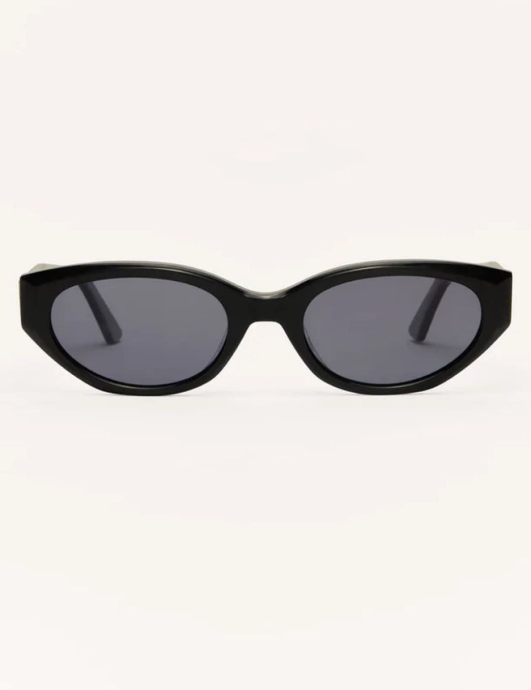 Black oval sunglasses.