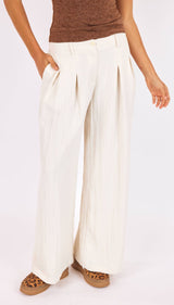 Hustle Pleated Pants