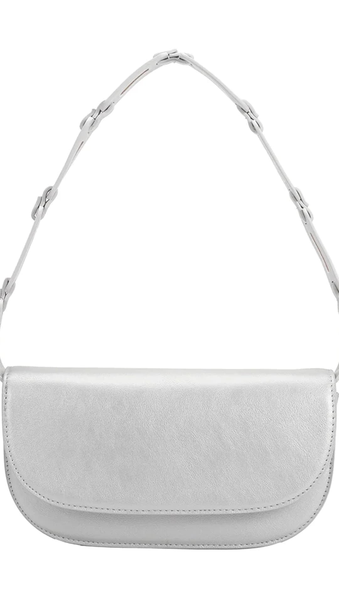 Silver shoulder bag.