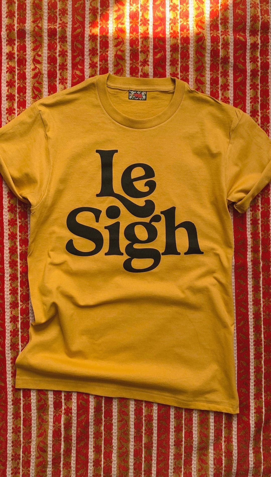 Le Sigh Tee - XS - 130 Graphics