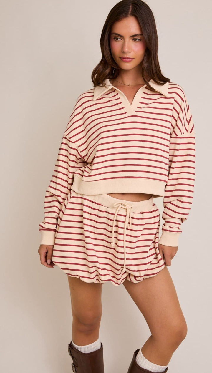 Striped lounge set.