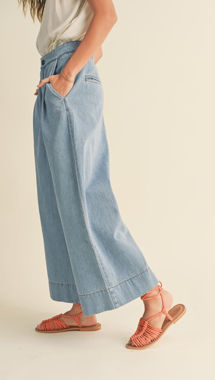 Marie Wide Leg Jeans - 200 Jeans