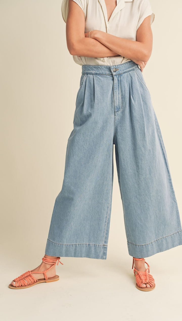 Marie Wide Leg Jeans - 200 Jeans