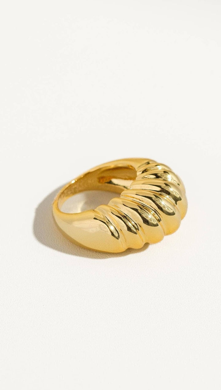 Nalani 18K GoldContemporary Croissant Ring - 260 Jewelry