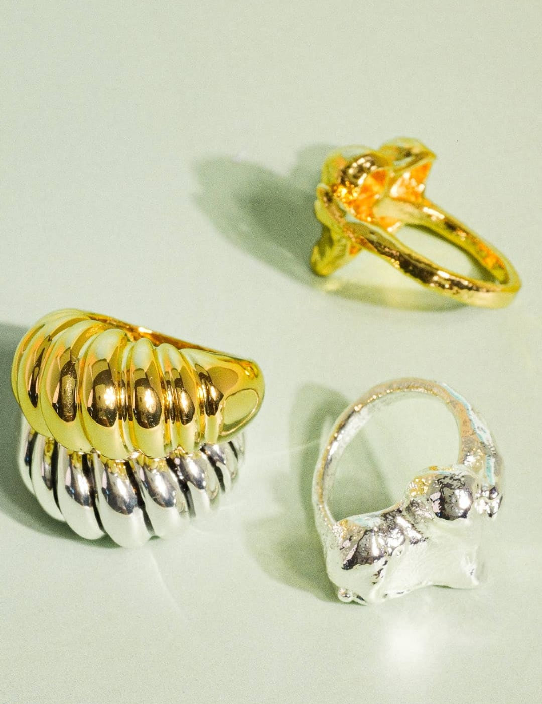 Nalani 18K GoldContemporary Croissant Ring - 260 Jewelry