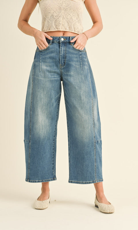 Phoebe Cropped Barrel Jeans - 200 Jeans