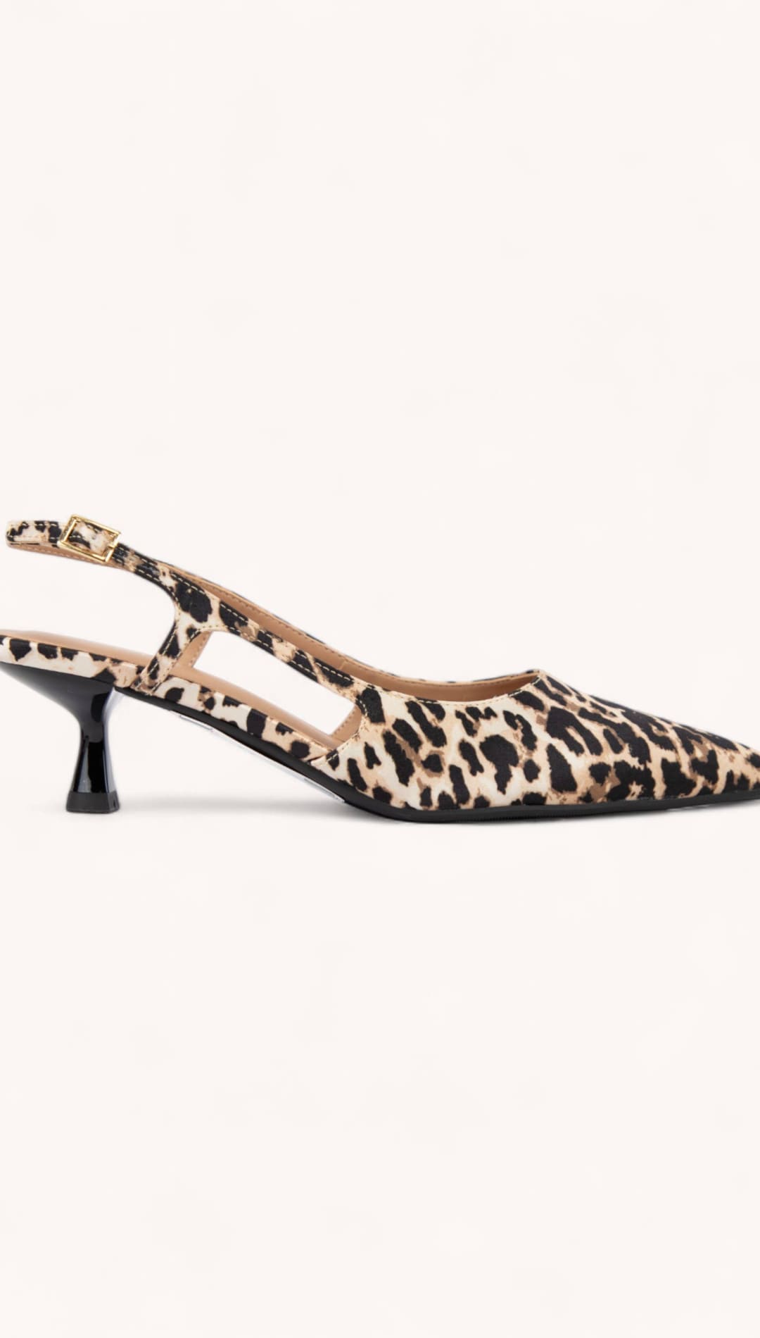 Leopard print slingback kitten heel.